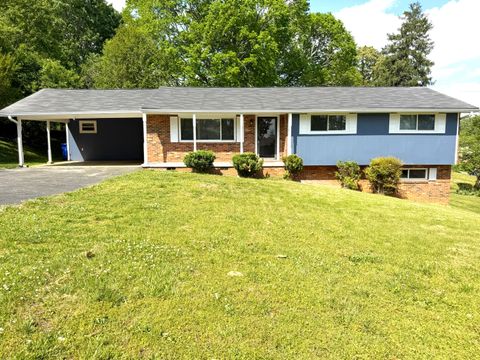 Photo of 15 Holiday Lane, Chattanooga, TN 37415 (MLS # 1533361)