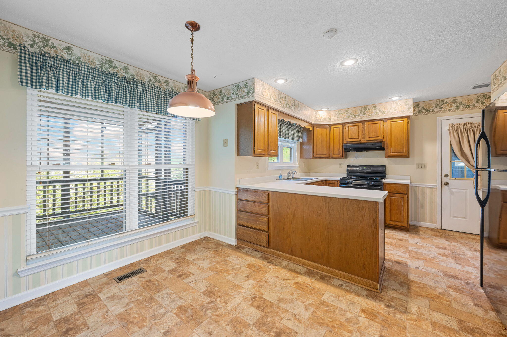 144 Lee Drive, Ringgold, Georgia image 14