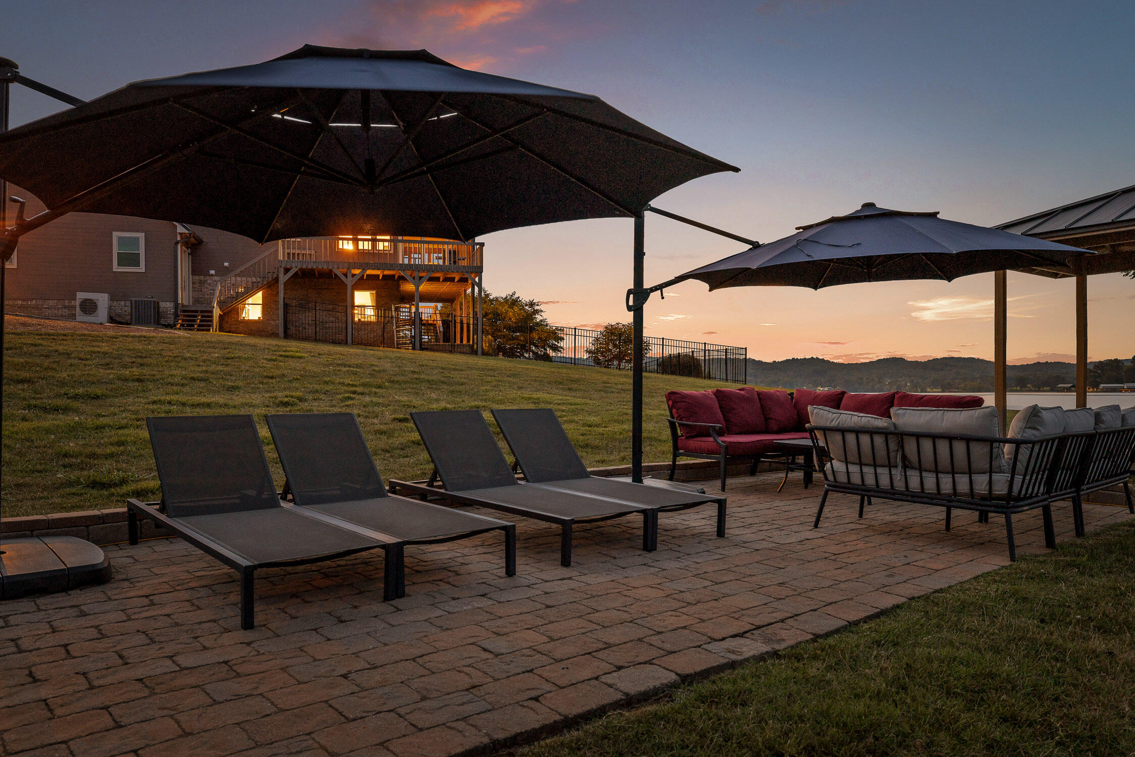 Spring City, Tennessee 37381, United States, 4 Bedrooms Bedrooms, ,4 BathroomsBathrooms,Residential,Active,164960