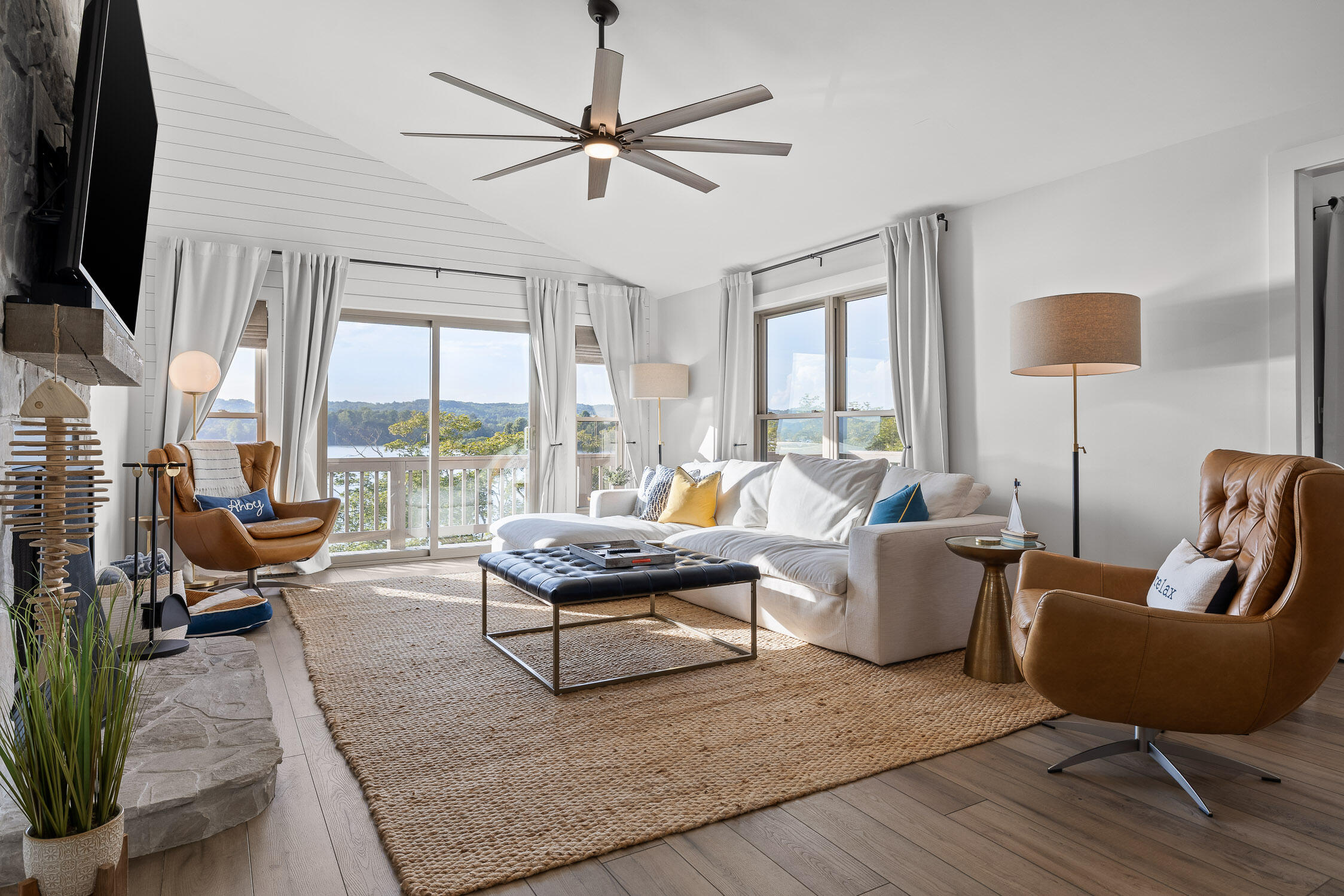 Spring City, Tennessee 37381, United States, 4 Bedrooms Bedrooms, ,4 BathroomsBathrooms,Residential,Active,164960