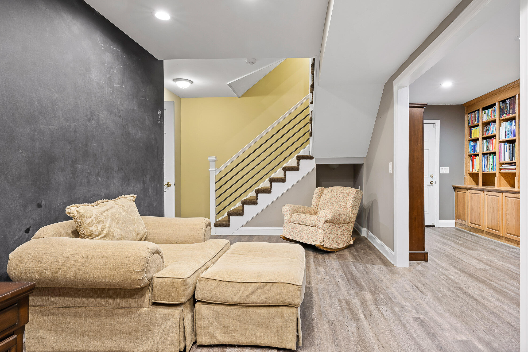 Ooltewah, Tennessee 37363, United States, 4 Bedrooms Bedrooms, ,4 BathroomsBathrooms,Residential,Contingent,23509