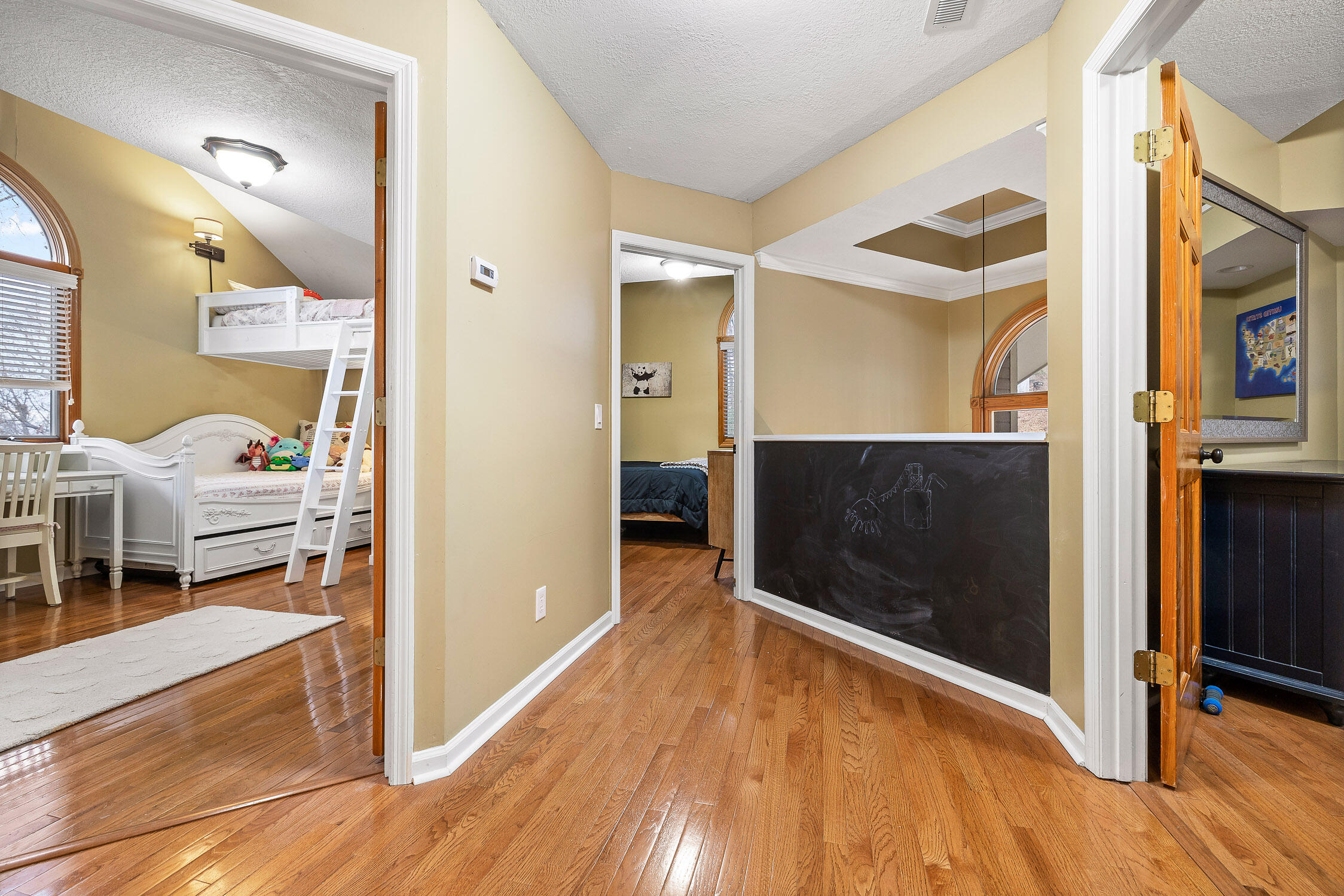 Ooltewah, Tennessee 37363, United States, 4 Bedrooms Bedrooms, ,4 BathroomsBathrooms,Residential,Contingent,23509