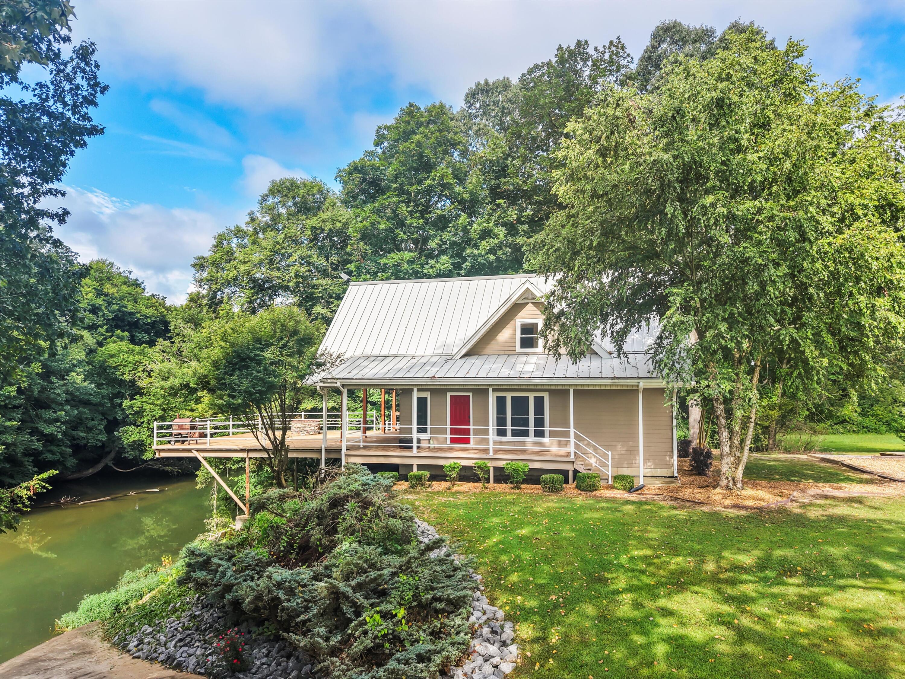 410 County Rd 388