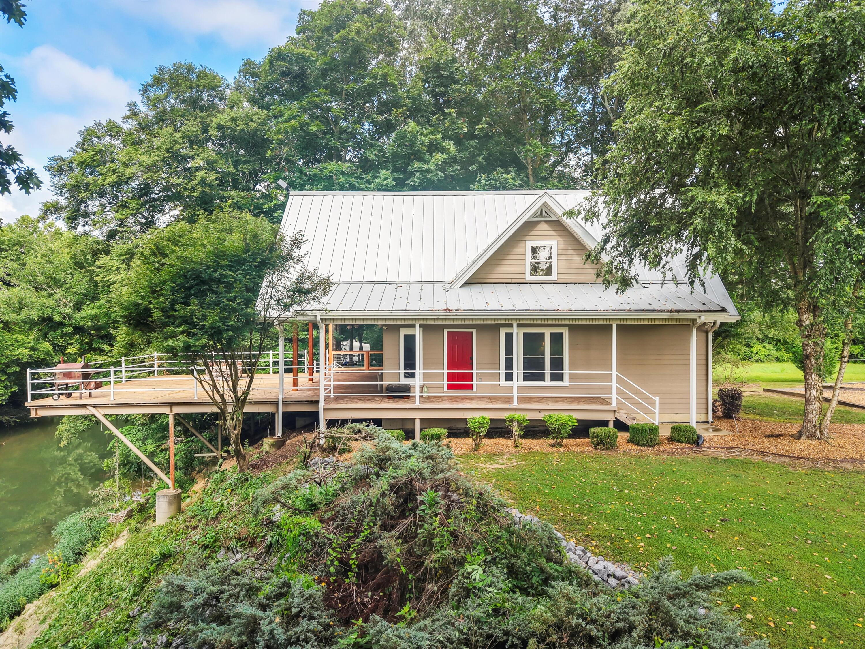 410 County Rd 388
