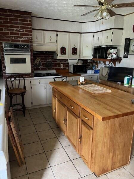 880 Hilltop Drive, Jacksboro, Tennessee image 10
