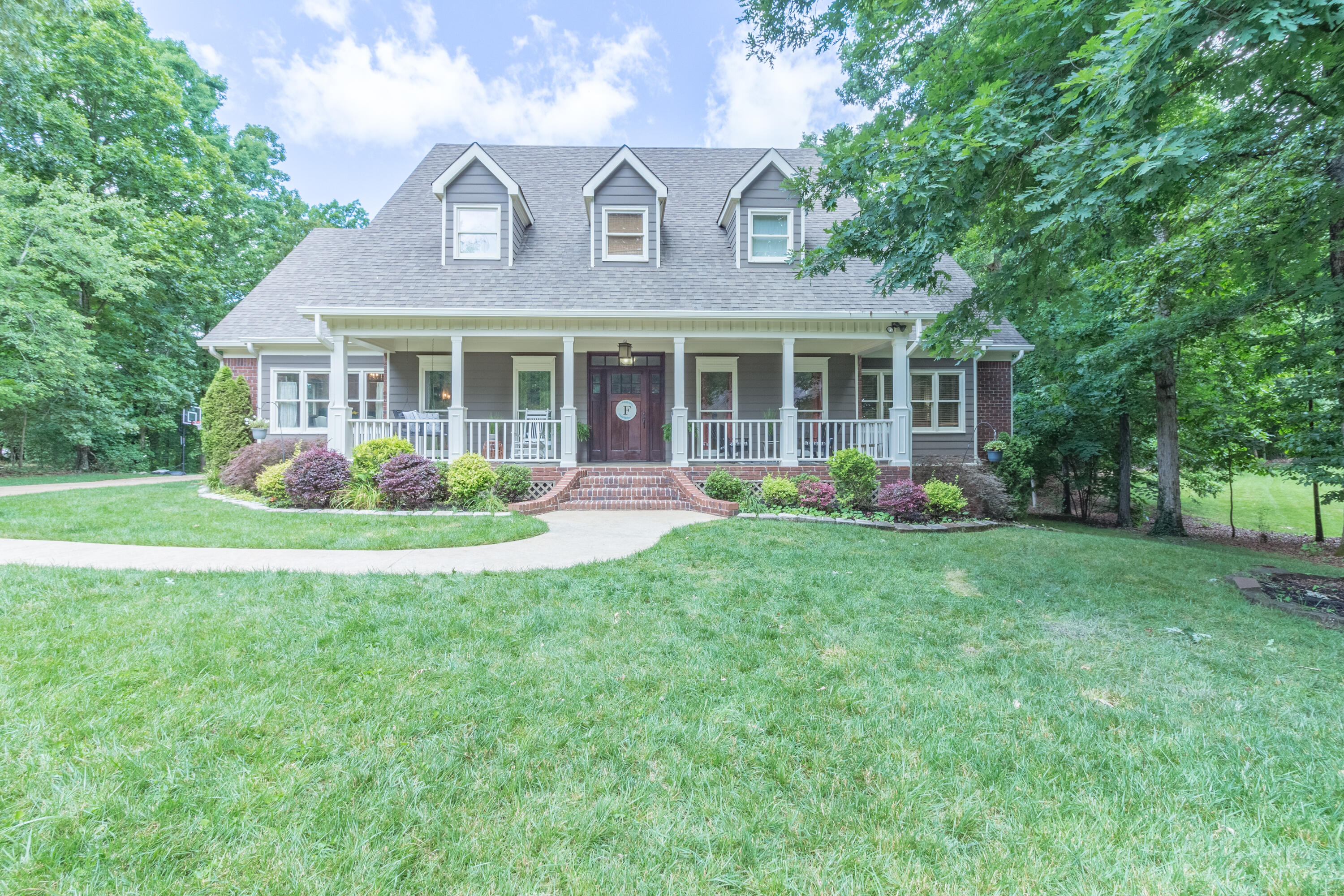 2315 Glencrofte Lane-2