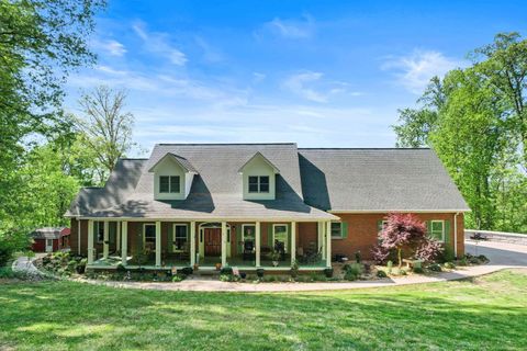 Photo of 114 Hidden Brook Drive, Sweetwater, TN 37874 (MLS # 1534725)