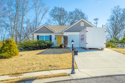 Photo of 39 Dragoon Court, Rossville, GA 30741 (MLS # 1525961)