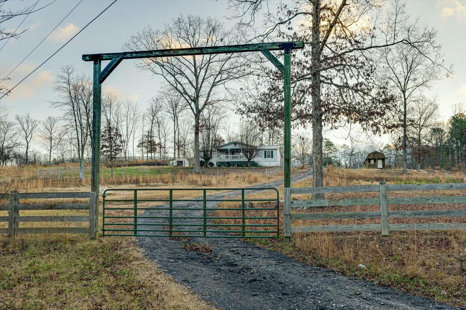 211 Otis Way, Tunnel Hill, Georgia image 1