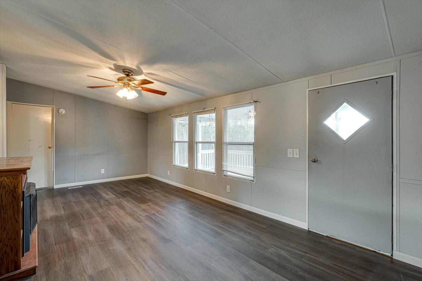 211 Otis Way, Tunnel Hill, Georgia image 9