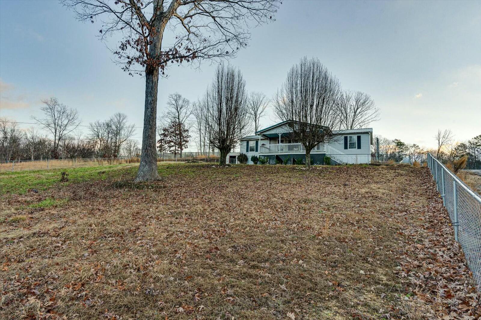 211 Otis Way, Tunnel Hill, Georgia image 3