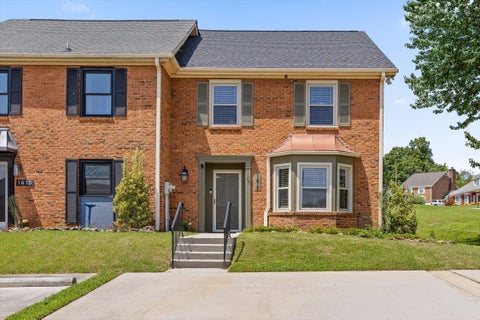 Townhouse For Sale - 1817 Georgetown Lane<br/> Hamilton County, Chattanooga, TN 37421