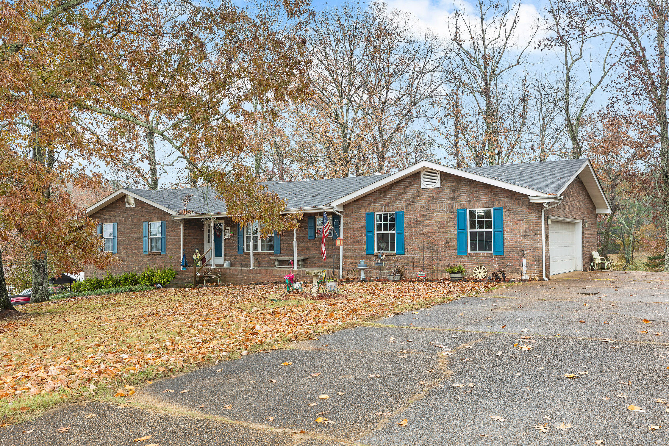 Ringgold, Georgia 30736, United States, 3 Bedrooms Bedrooms, ,3 BathroomsBathrooms,Residential,Contingent,27414