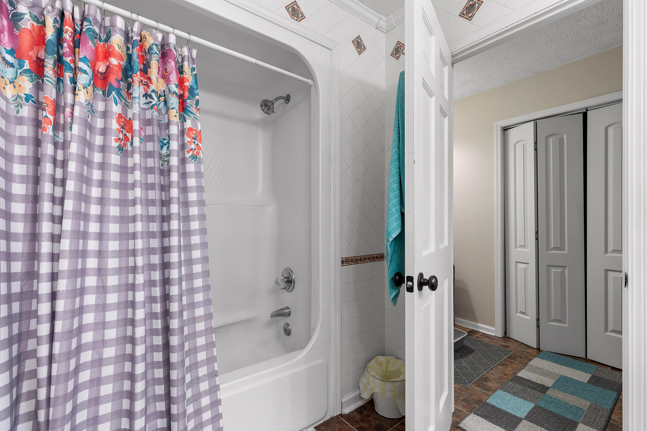 Ringgold, Georgia 30736, United States, 3 Bedrooms Bedrooms, ,3 BathroomsBathrooms,Residential,Contingent,27414