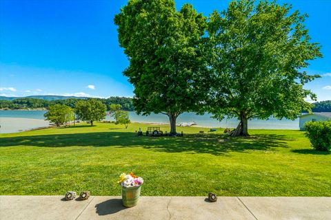 Tiny photo for 1648 Canal Lane, Dandridge, TN 37725 (MLS # 1512959)