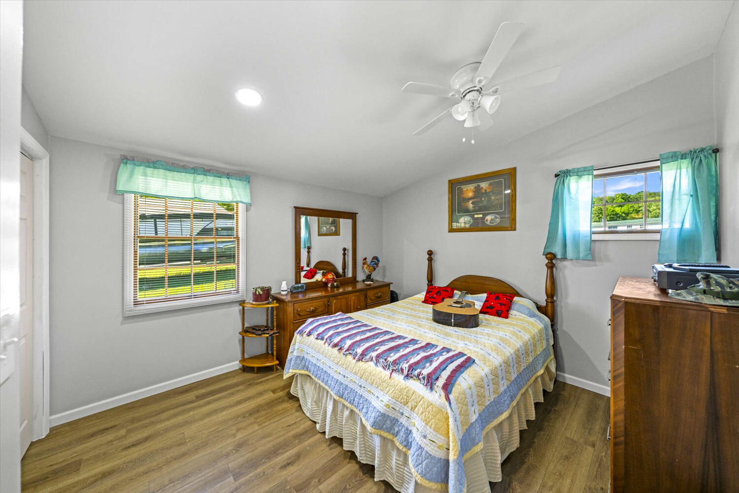 1648 Canal Lane, Dandridge, Tennessee image 12