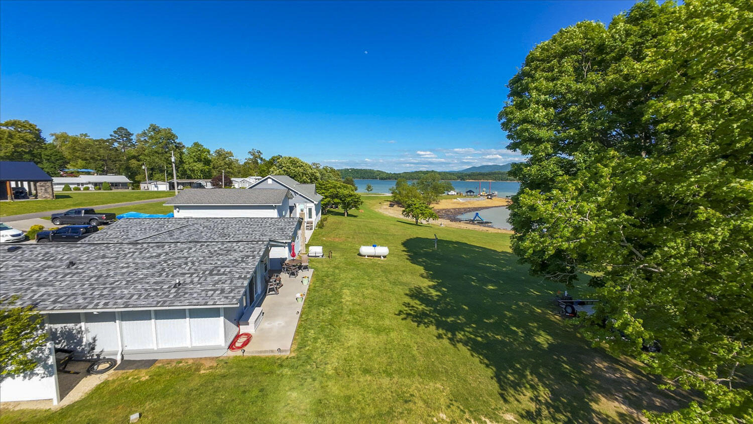 1648 Canal Lane, Dandridge, Tennessee image 31