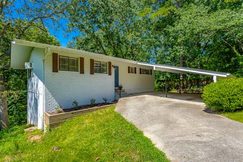 Photo of 506 Bitsy Lane, Chattanooga, TN 37415 (MLS # 1520404)