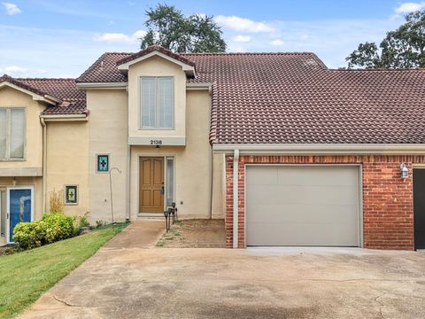 Photo of 2138 Vaden Village Drive, Chattanooga, TN 37421 (MLS # 1513926)