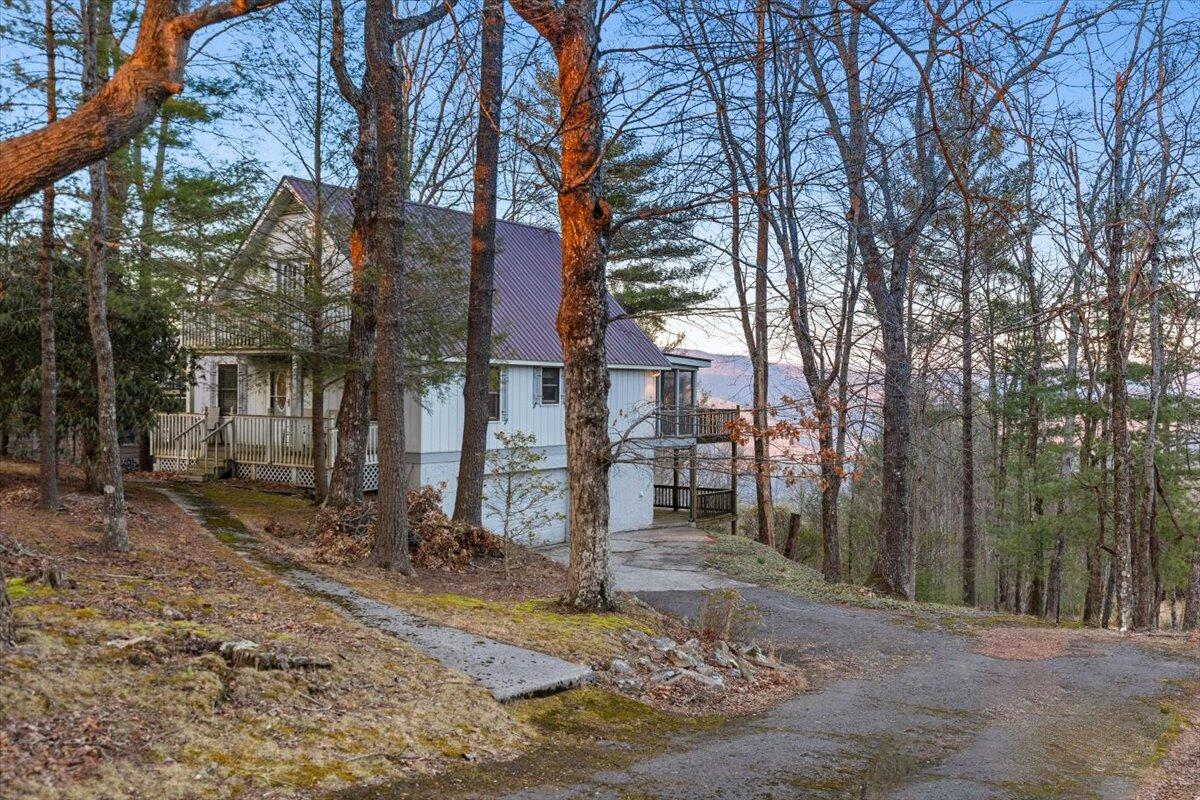 330 Apache Trail, Chatsworth, Georgia image 1