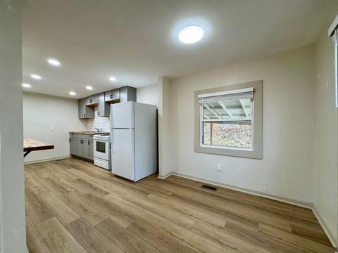 Tiny photo for 975 Beason Drive, Chattanooga, TN 37405 (MLS # 1527453)