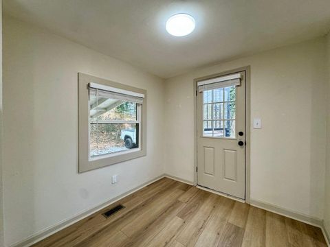 Tiny photo for 975 Beason Drive, Chattanooga, TN 37405 (MLS # 1527453)