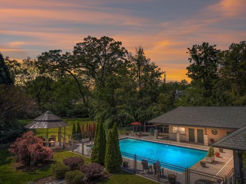 Photo of 1511 Carroll Lane, Chattanooga, TN 37405 (MLS # 1511104) Photo of 1511 Carroll Lane, Chattanooga, TN 37405 (MLS # 1511104)