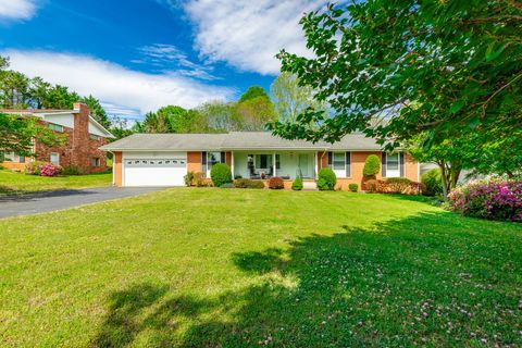 Photo of 1723 Verona Drive, Chattanooga, TN 37421 (MLS # 1532663)