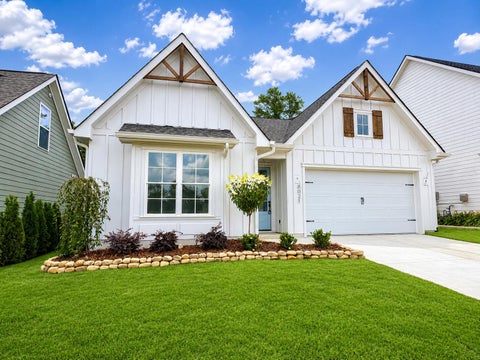 Photo of 8021 Lemonade Street, Chattanooga, TN 37421 (MLS # 1537679)
