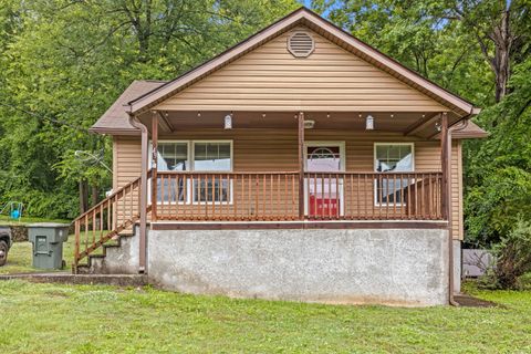 Photo of 49 Hemlock Circle, Chattanooga, TN 37419 (MLS # 1535326)