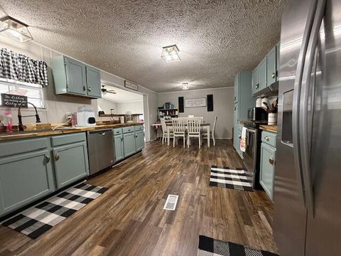 Tiny photo for 306 Shahan Lane, LaFayette, GA 30728 (MLS # 1527019)