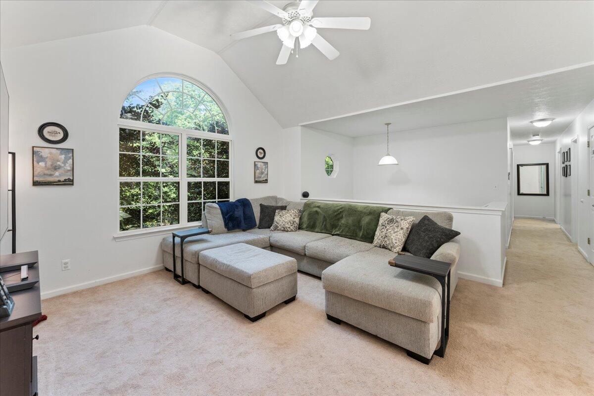 487 Ridge Road