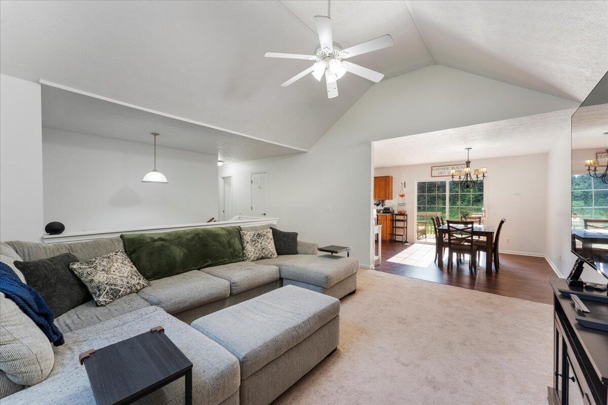 487 Ridge Road