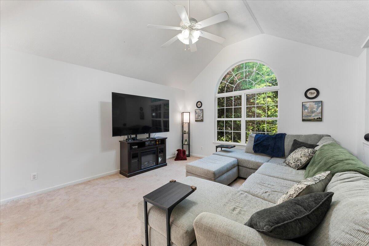 487 Ridge Road