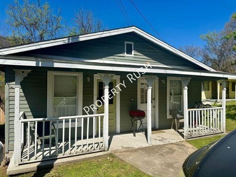 Photo of 4521 Balcomb Street, Chattanooga, TN 37409 (MLS # 1531297)