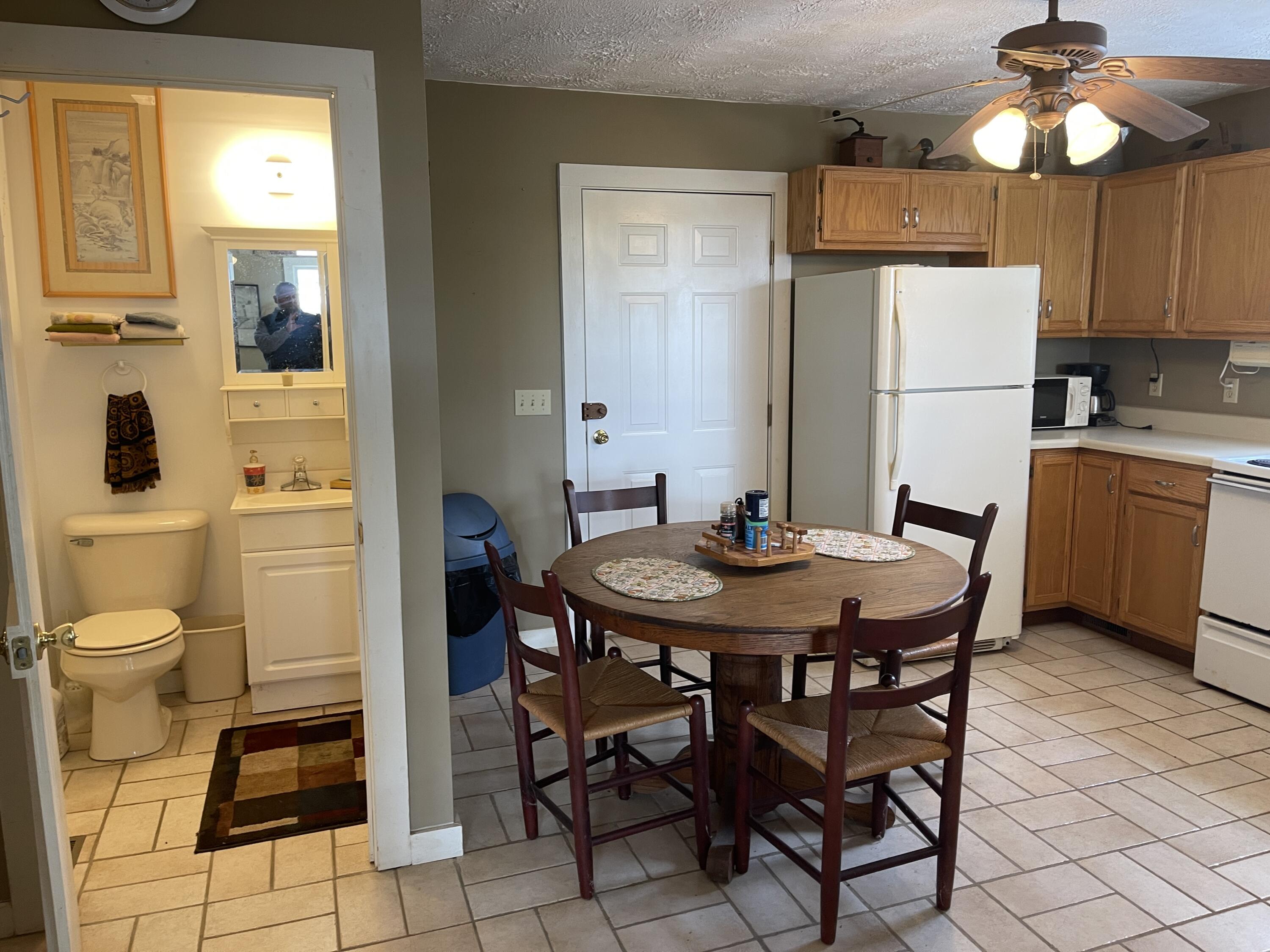 Shadwick Road, Graysville, Tennessee image 43