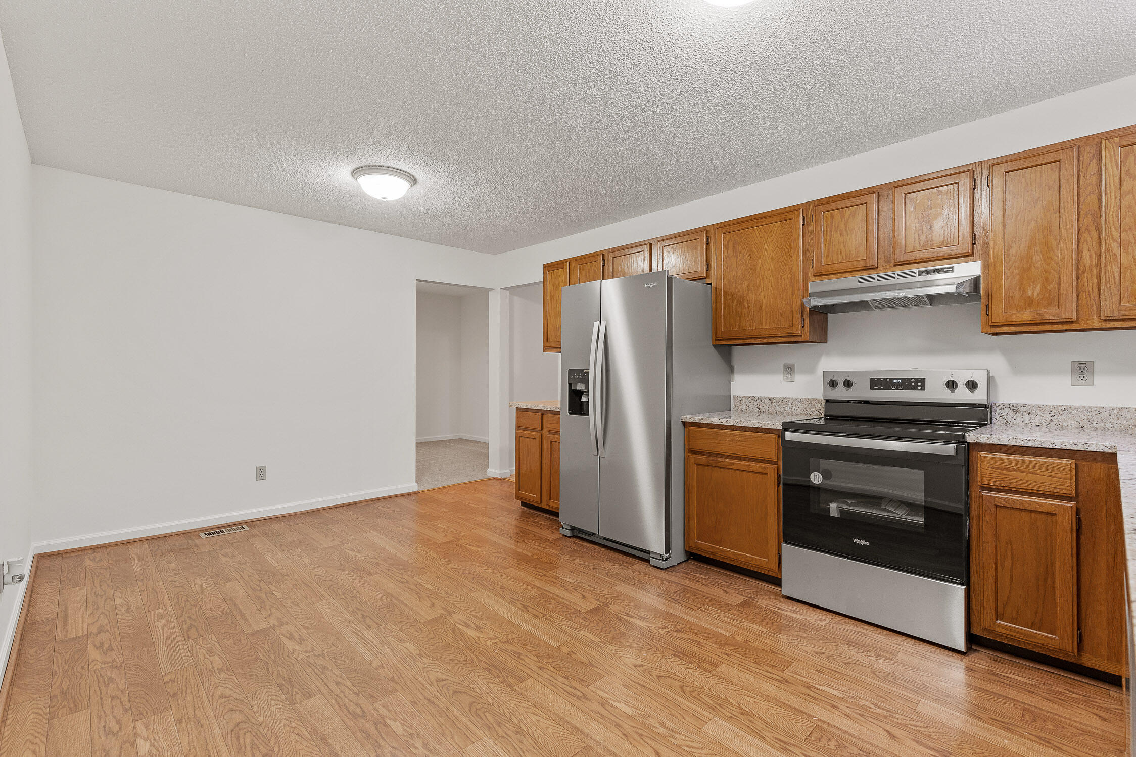 Ooltewah, Tennessee 37363, United States, 3 Bedrooms Bedrooms, ,2 BathroomsBathrooms,Residential,Contingent,9734