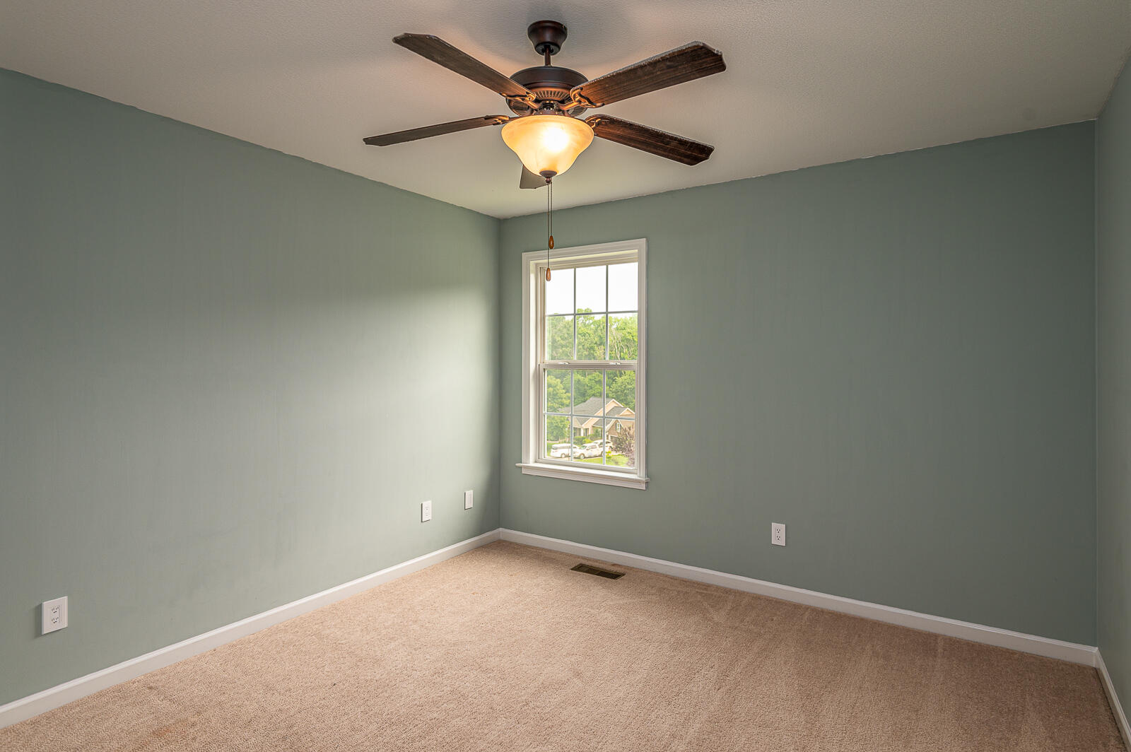 8592 Booth Bay Drive, Hixson, Tennessee image 18