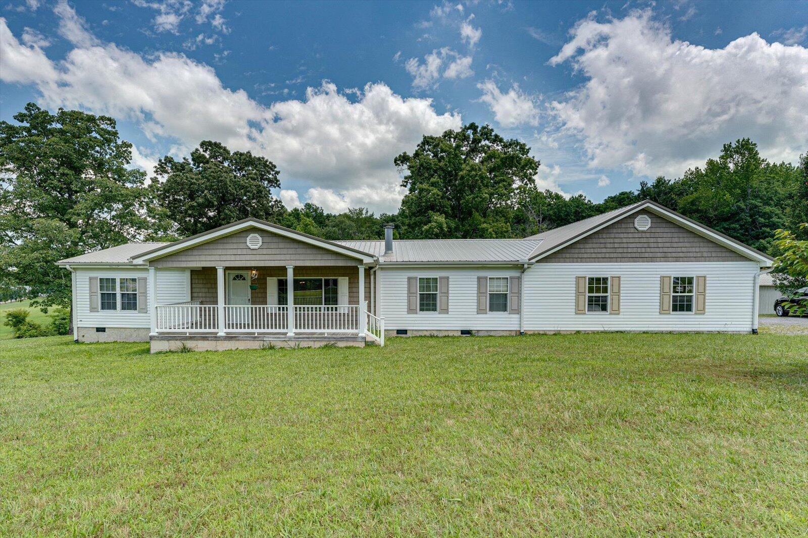 5864 Ga 301, Trenton, Georgia image 1