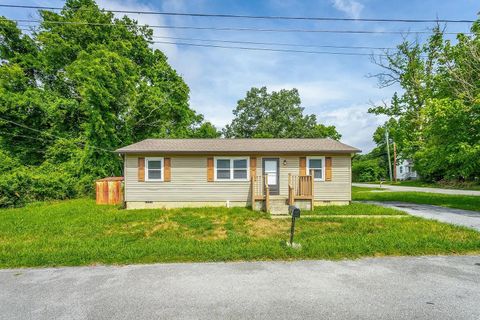 Photo of 2825 Wheeler Avenue, Chattanooga, TN 37406 (MLS # 1528359)