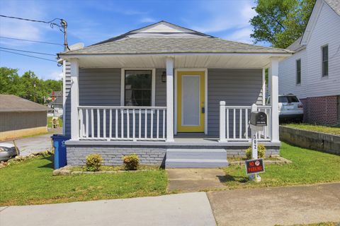 Photo of 302 E Gordon Avenue, Rossville, GA 30741 (MLS # 1532359)