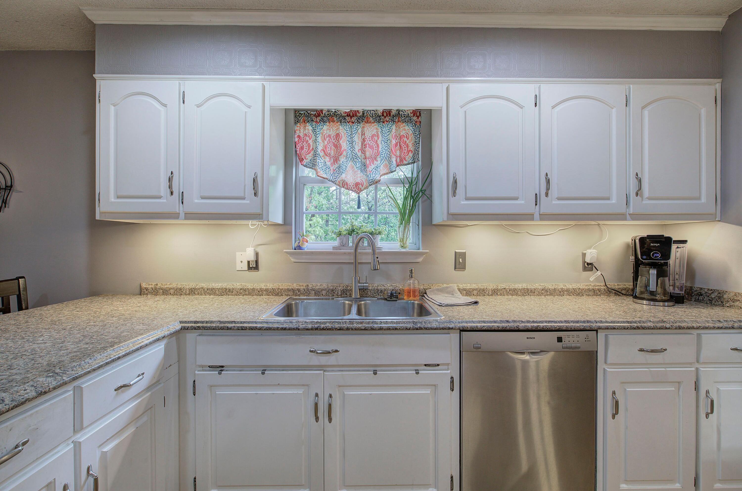326 Viewmont Drive, Tunnel Hill, Georgia image 13