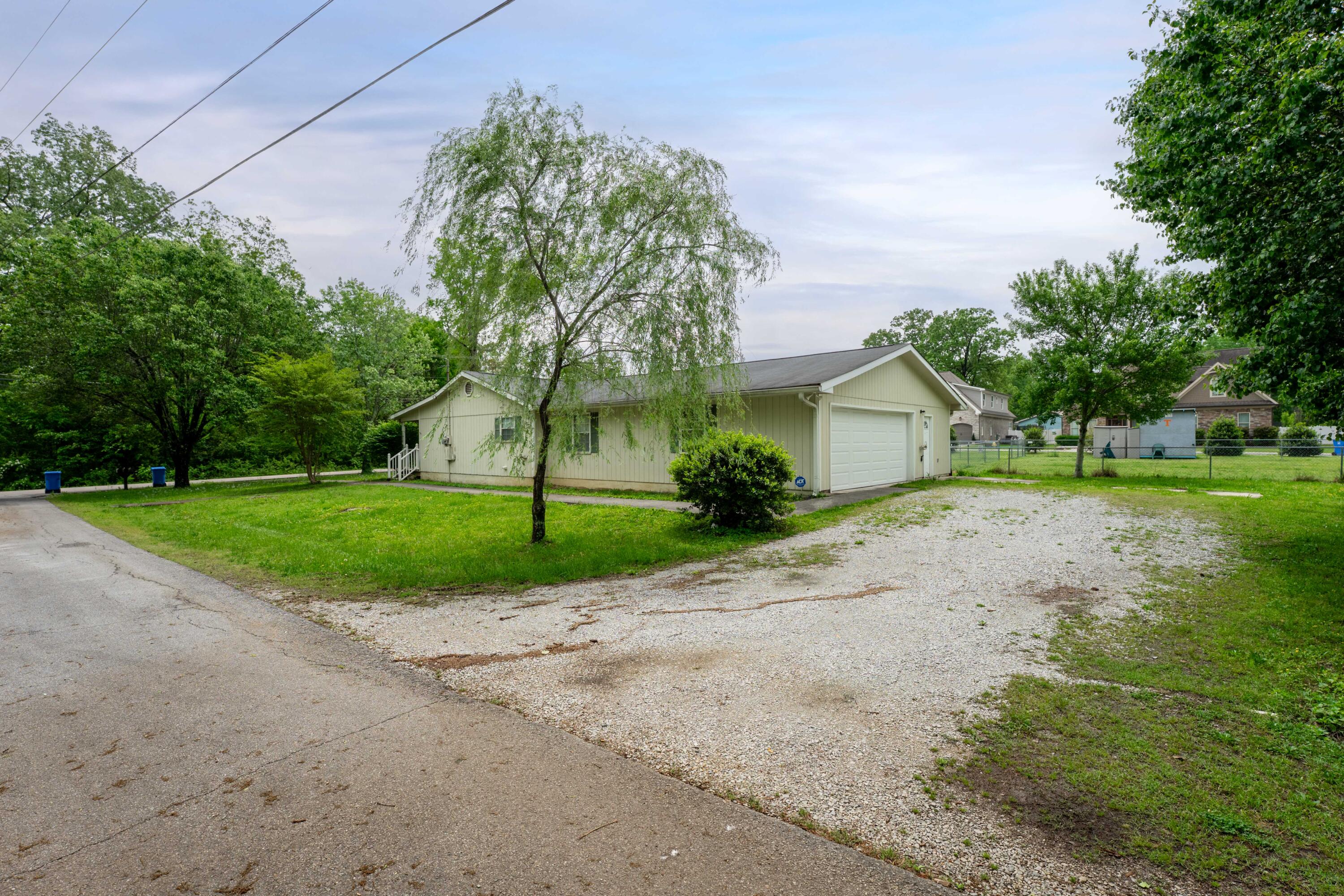 1051 Givens Road, Chattanooga, Tennessee image 3