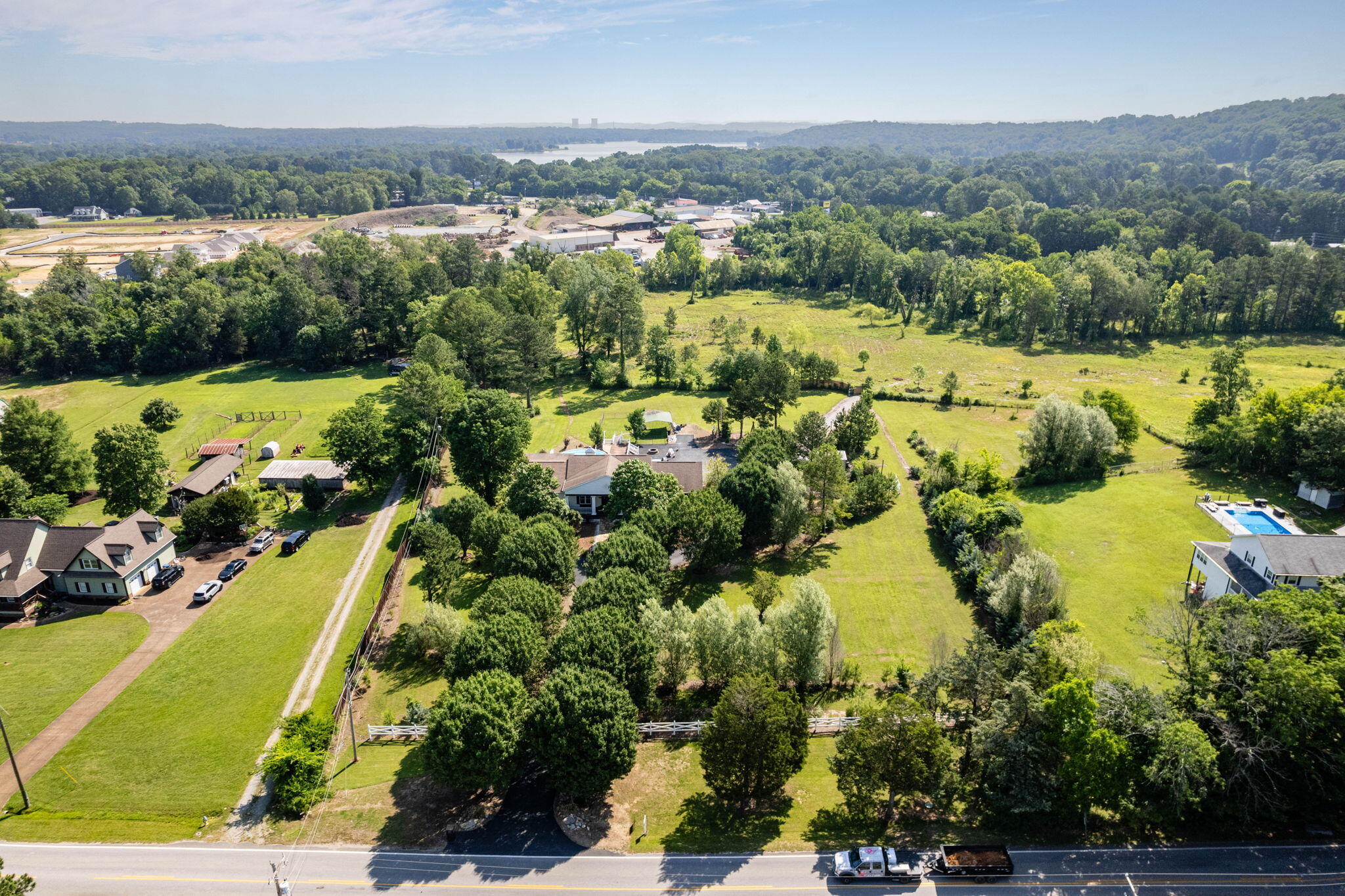 1969 Thrasher Pike, Hixson, Tennessee image 29