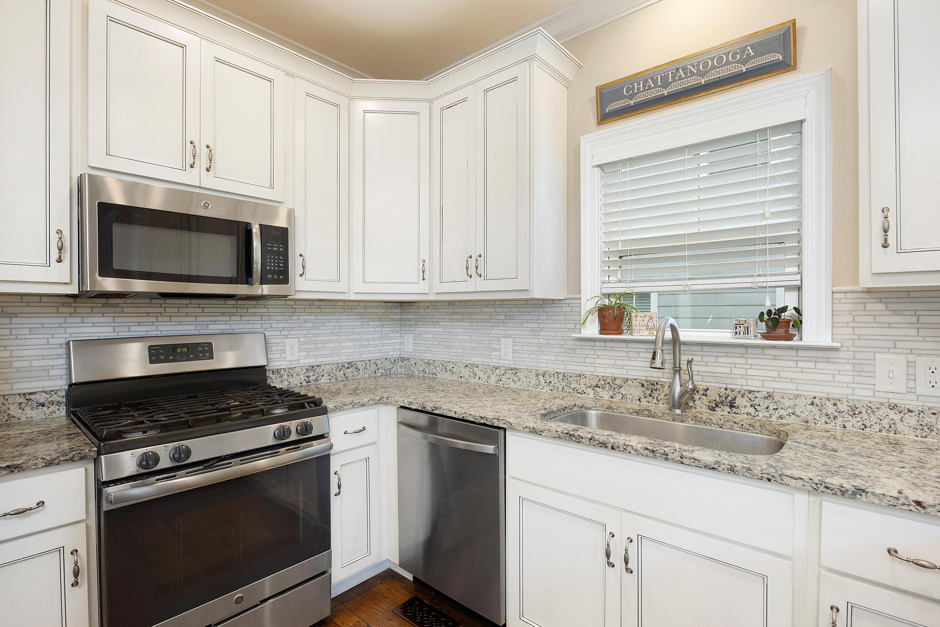 2430 Ashmore Avenue, Chattanooga, Tennessee image 10