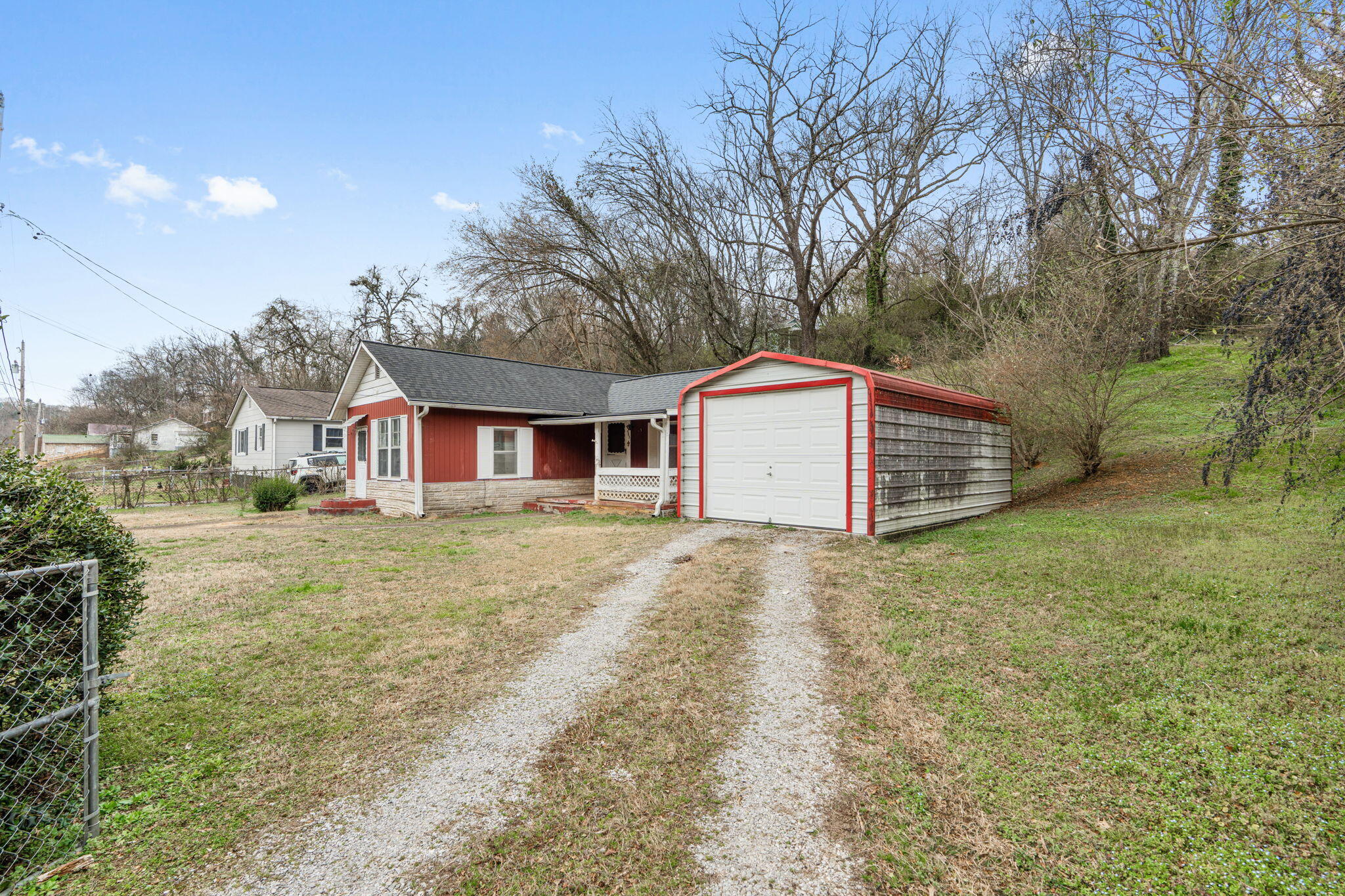 965 W Elmwood Drive, Chattanooga, Tennessee image 3