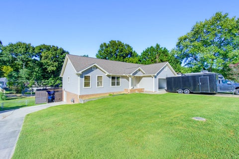Photo of 2313 Lakesite Drive, Soddy Daisy, TN 37379 (MLS # 1543700)