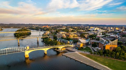 Tiny photo for 4 Cherokee Boulevard, Chattanooga, TN 37405 (MLS # 1519701)