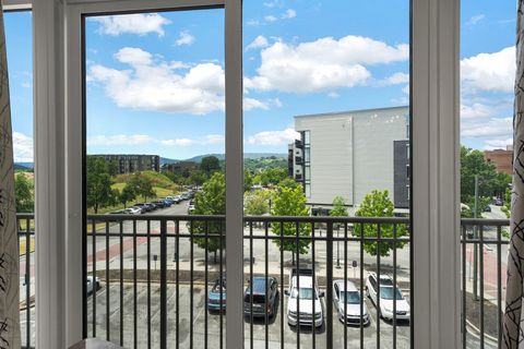 Tiny photo for 4 Cherokee Boulevard, Chattanooga, TN 37405 (MLS # 1519701)