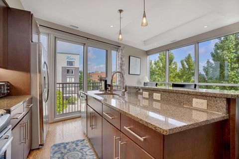 Tiny photo for 4 Cherokee Boulevard, Chattanooga, TN 37405 (MLS # 1519701)